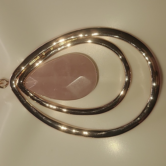 Long semi precious necklace in rose gold tone made by Sonoma. - Picture 8 of 11